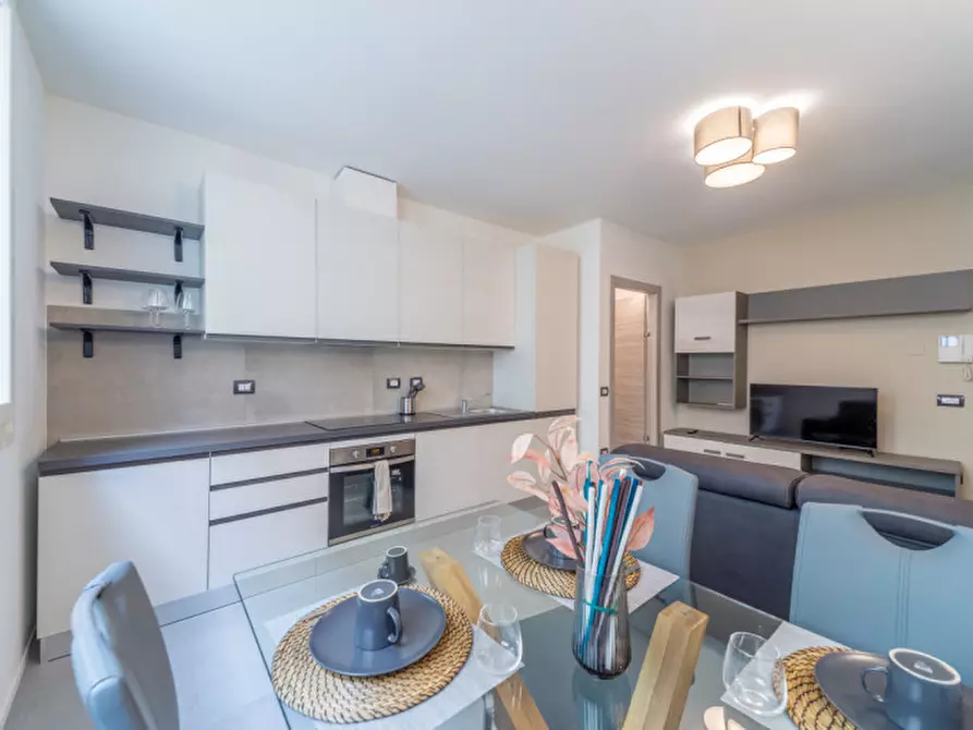 Immagine 5 di Appartamento in affitto  in Borgo Tommasini a Parma