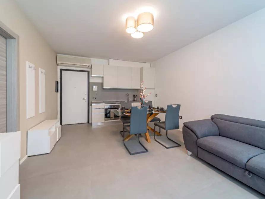 Immagine 10 di Appartamento in affitto  in Borgo Tommasini a Parma