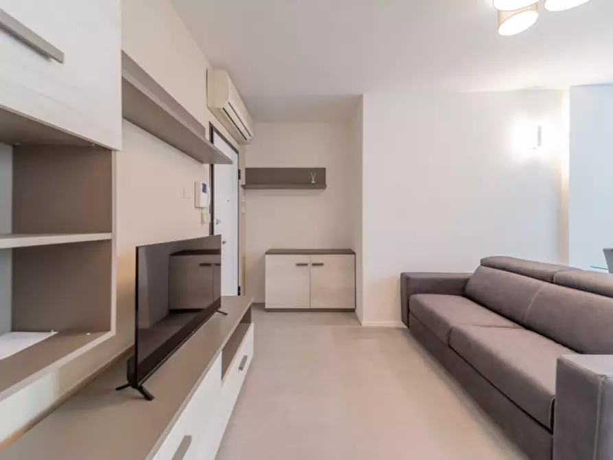 Immagine 11 di Appartamento in affitto  in Borgo Tommasini a Parma