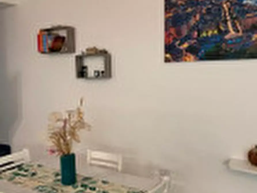 Immagine 1 di Appartamento in vendita  in Via Megaride a Napoli