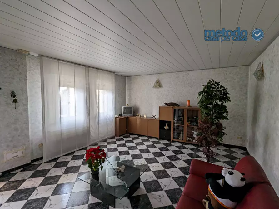 Immagine 23 di Casa trifamiliare in vendita  a Gavello