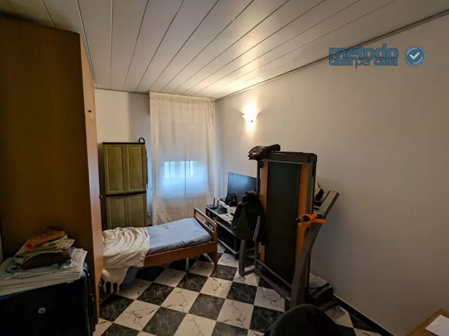 Immagine 25 di Casa trifamiliare in vendita  a Gavello