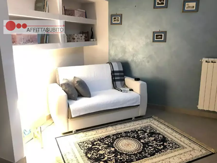 Immagine 3 di Appartamento in affitto  in Piazza Ottocalli a Napoli