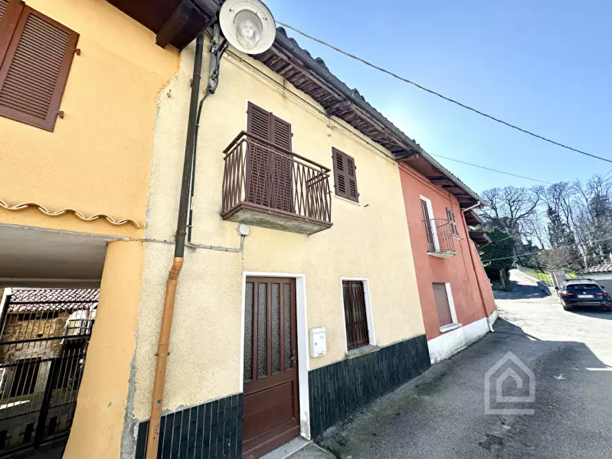 Immagine 1 di Casa indipendente in vendita  in Via Costantino Nigra 17 a Castelnuovo Nigra