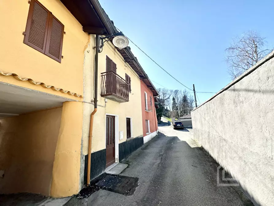 Immagine 9 di Casa indipendente in vendita  in Via Costantino Nigra 17 a Castelnuovo Nigra