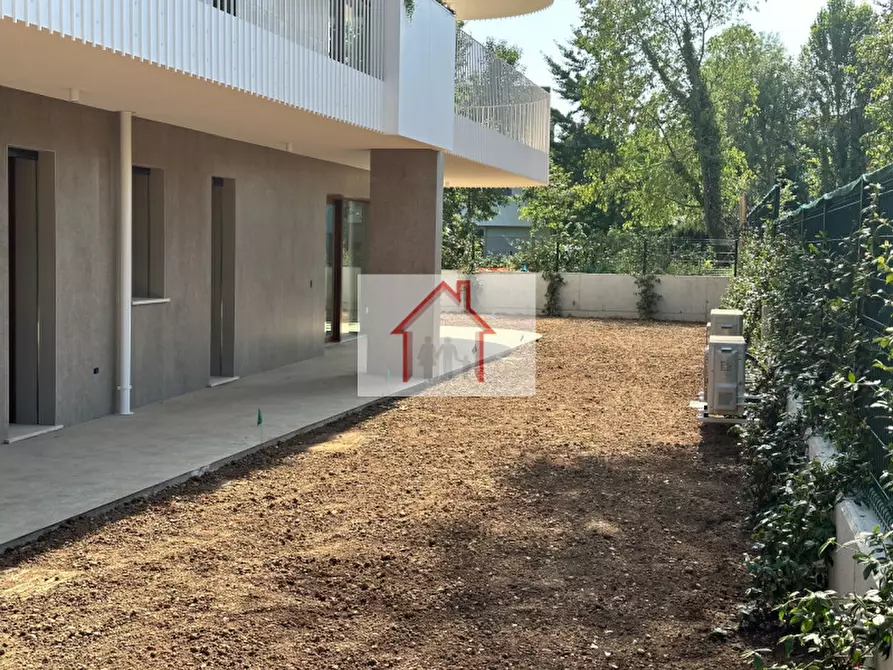 Immagine 18 di Appartamento in vendita  a Treviso