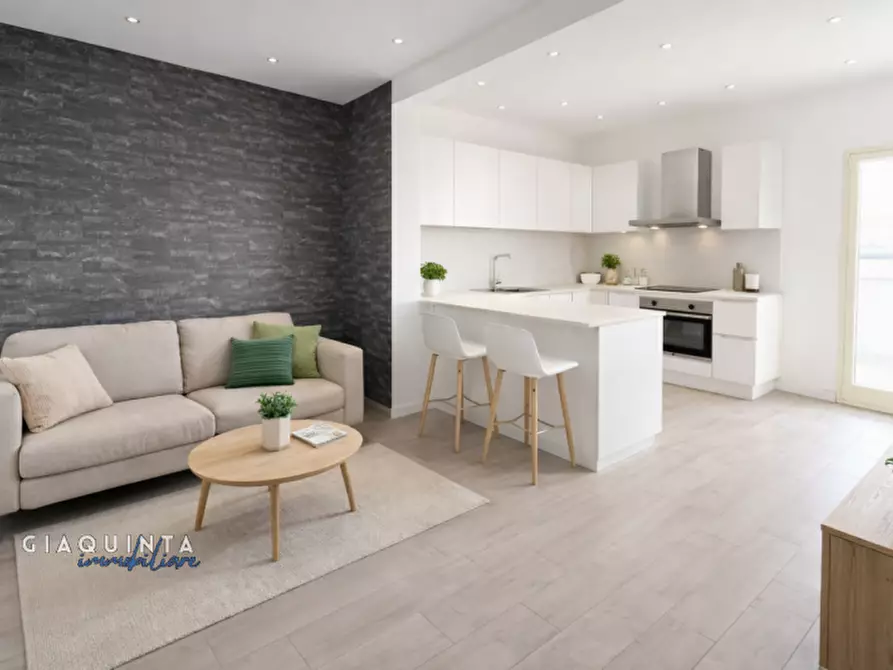 Immagine 1 di Casa indipendente in vendita  in via Scala n.04 a Palagonia