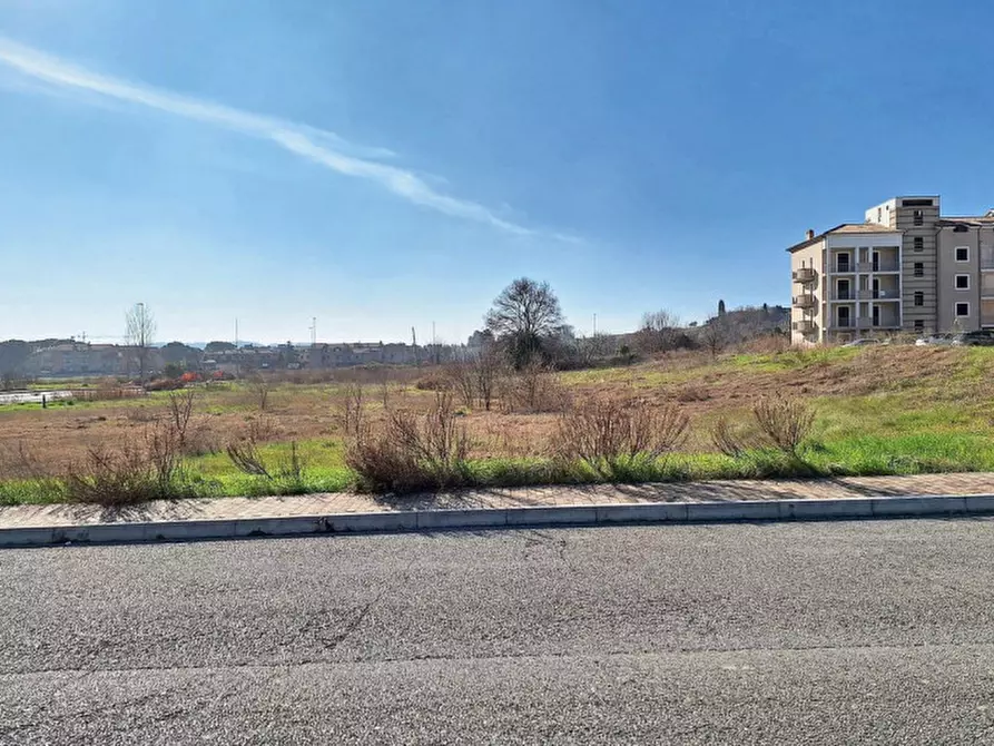 Immagine 8 di Terreno in vendita  in C. da Peschiera, N. snc a Macerata