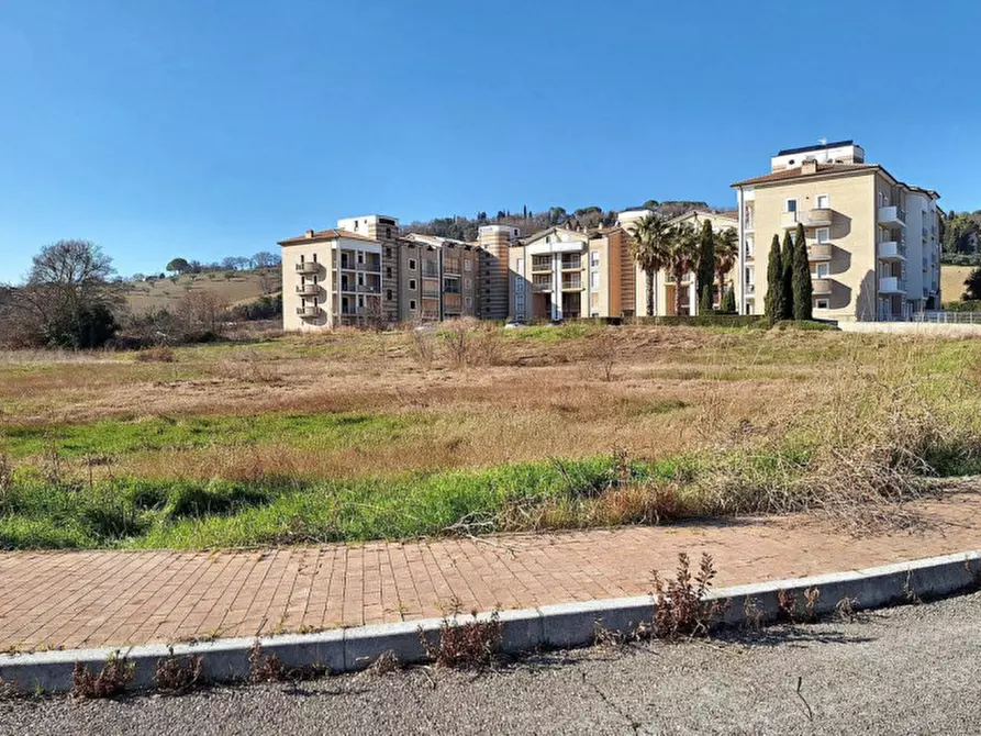 Immagine 9 di Terreno in vendita  in C. da Peschiera, N. snc a Macerata