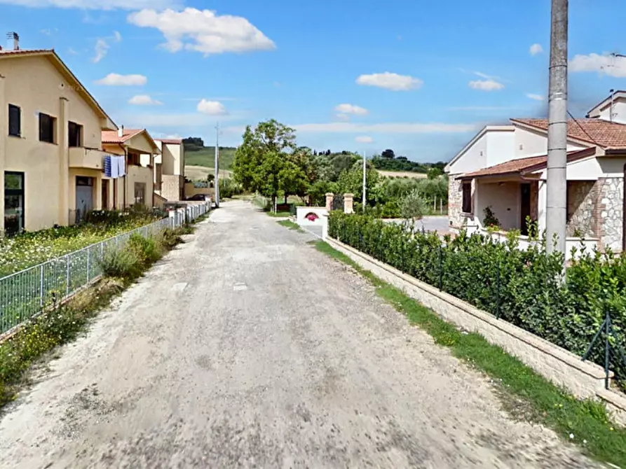 Immagine 6 di Terreno in vendita  in C. da Peschiera, N. snc a Macerata