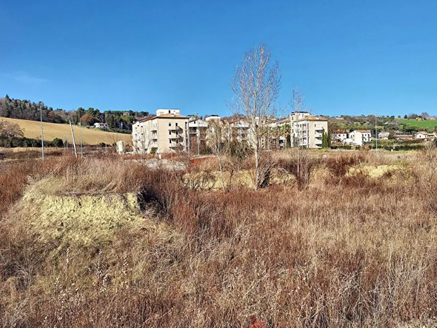 Immagine 10 di Terreno in vendita  in C. da Peschiera, N. snc a Macerata