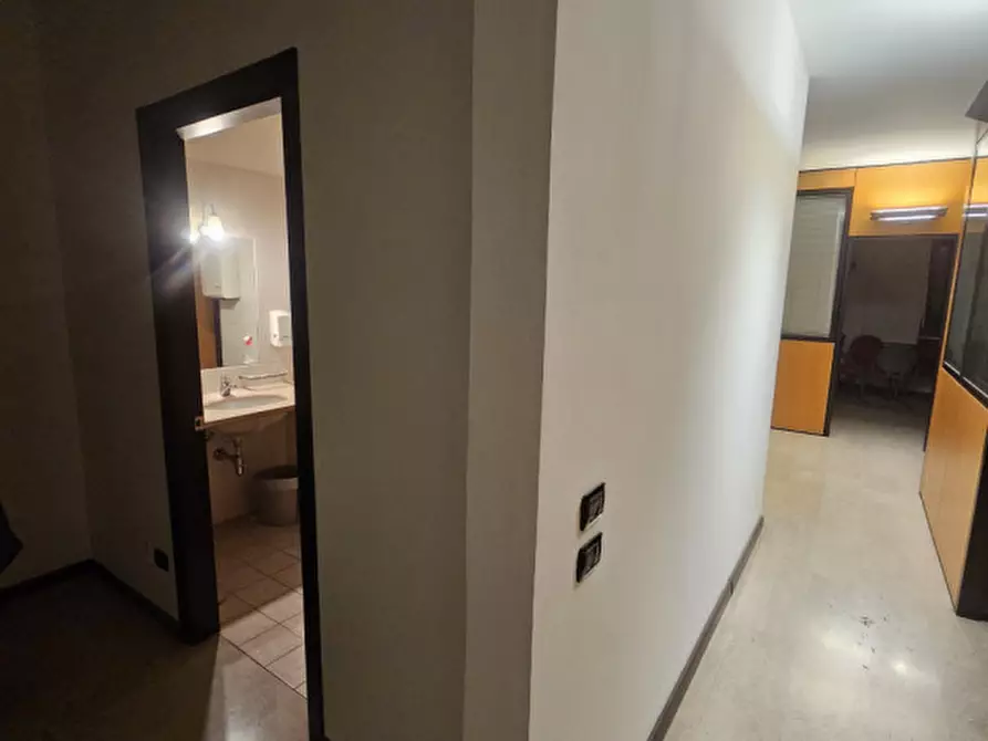 Immagine 20 di Ufficio in affitto  in via Altinate a Padova