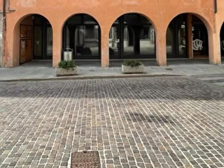 Immagine 6 di Negozio in affitto  a Monselice