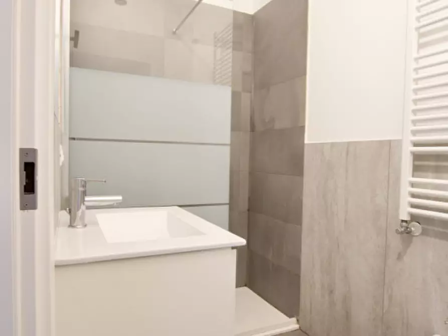 Immagine 35 di Appartamento in vendita  in via carpaccio a Jesolo