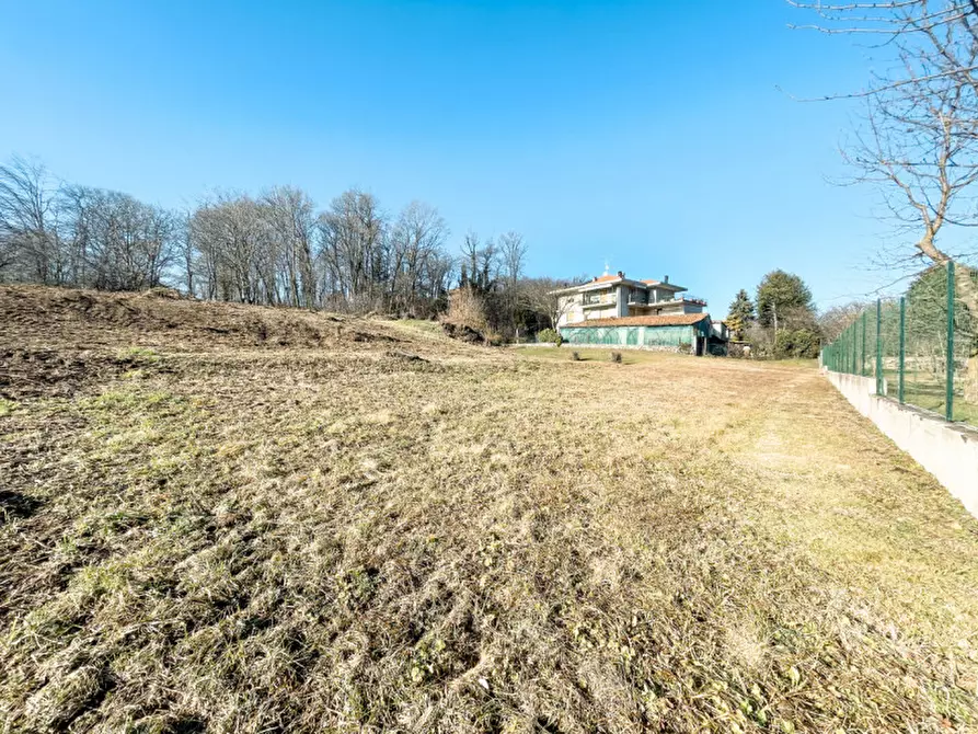 Immagine 2 di Terreno in vendita  in Via Pian dell erba a Gattico-Veruno