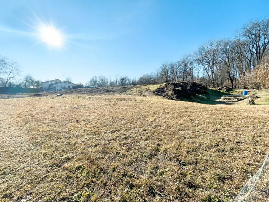 Immagine 4 di Terreno in vendita  in Via Pian dell erba a Gattico-Veruno