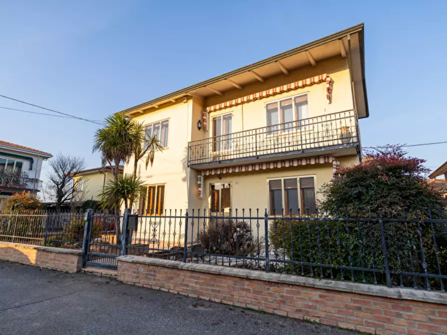 Immagine 1 di Casa indipendente in vendita  in via isonzo 18 a Montegrotto Terme