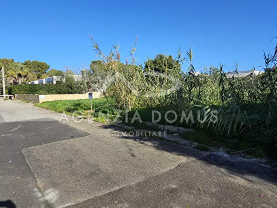 Immagine 5 di Terreno in vendita  in Via Riccione a Taviano