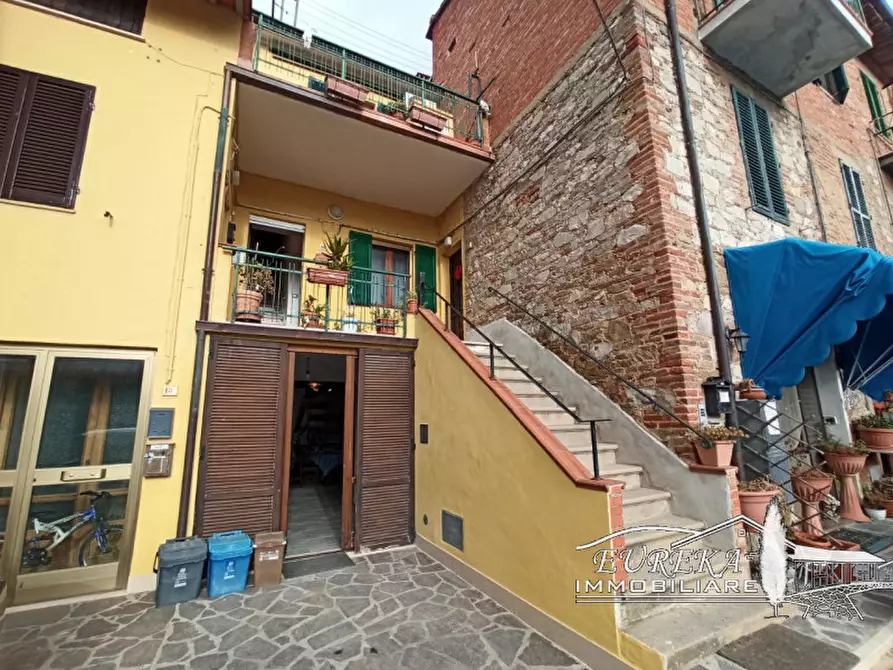 Immagine 3 di Villetta a schiera in vendita  in macchie a Castiglione Del Lago