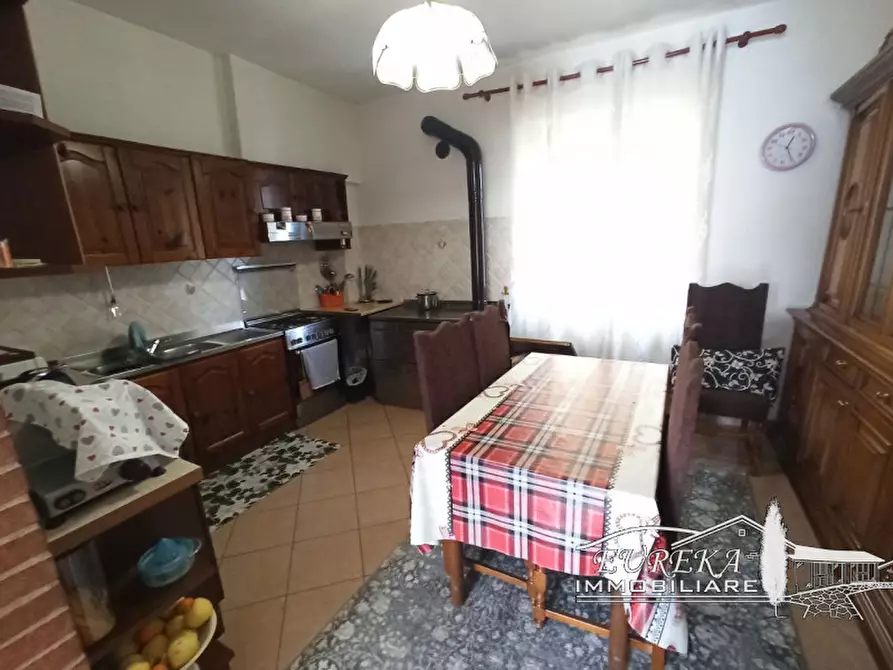 Immagine 11 di Villetta a schiera in vendita  in macchie a Castiglione Del Lago