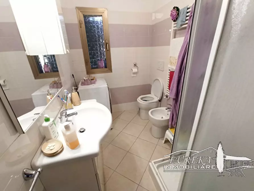 Immagine 20 di Villetta a schiera in vendita  in macchie a Castiglione Del Lago