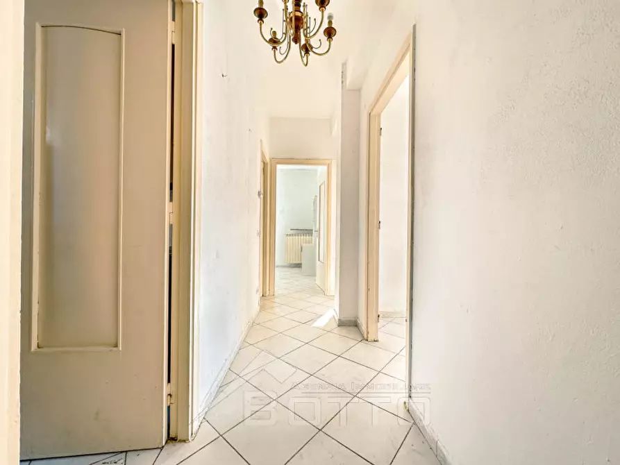 Immagine 1 di Appartamento in vendita  in Via Monte Rosa 13 a Gattinara