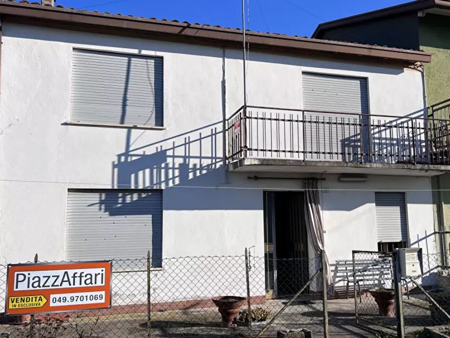 Immagine 1 di Casa indipendente in vendita  in Via Roma a Sant'angelo Di Piove Di Sacco
