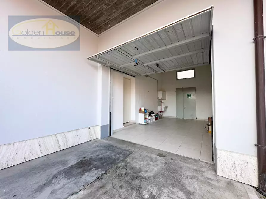 Immagine 23 di Appartamento in vendita  in Strada Provinciale superiore 77 a Molinella