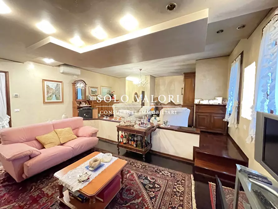 Immagine 7 di Villa in vendita  a Resana