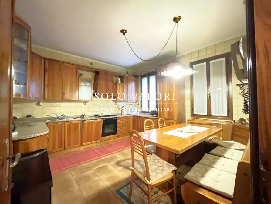 Immagine 9 di Villa in vendita  a Resana