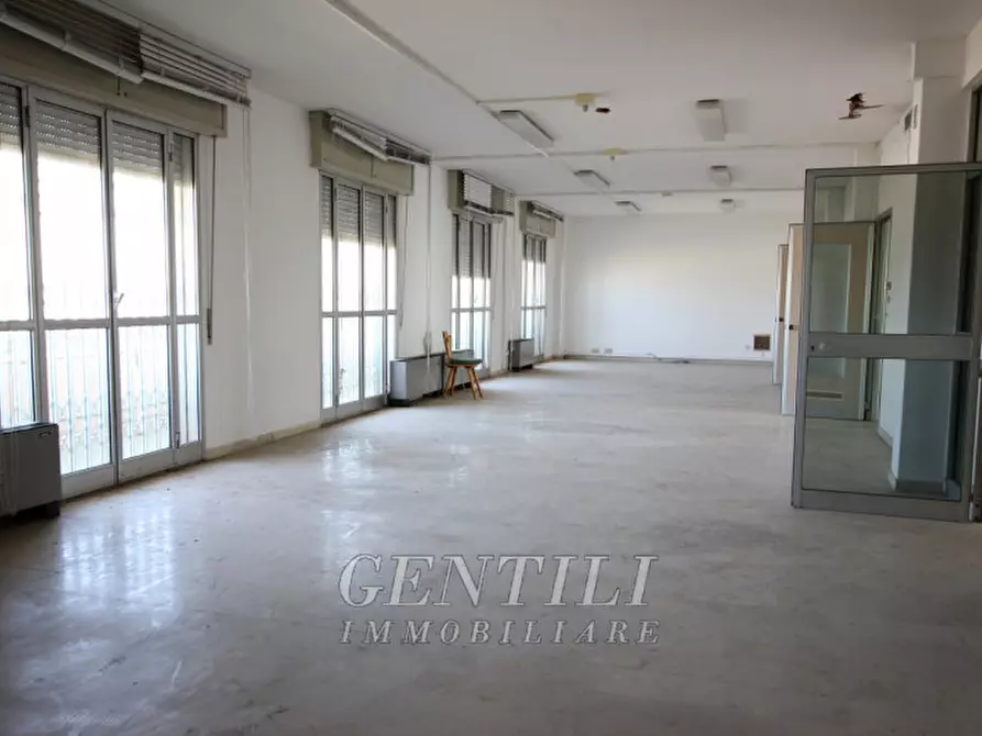 Immagine 7 di Ufficio in vendita  in Via del Chiù a Bologna