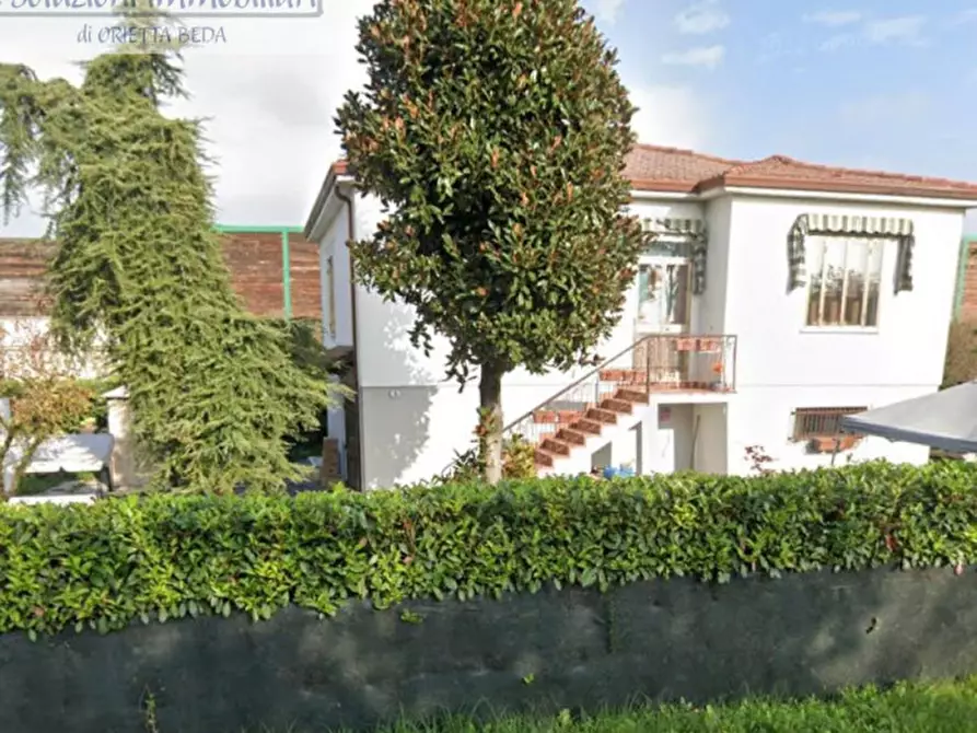 Immagine 1 di Casa indipendente in vendita  in Via del Bigolo a Padova