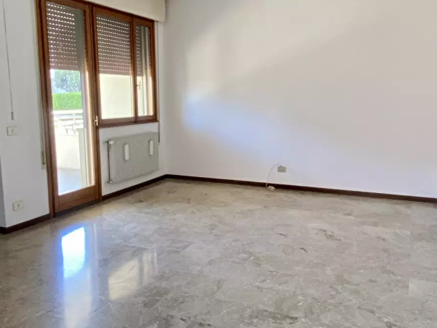 Immagine 11 di Casa bifamiliare in vendita  in viale Italia a Castelfranco Veneto