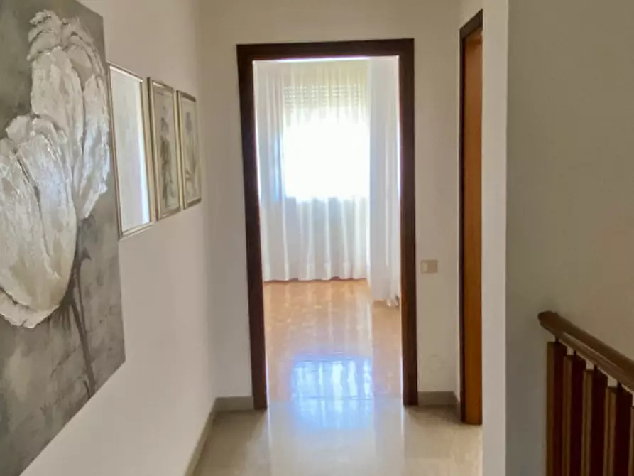 Immagine 13 di Casa bifamiliare in vendita  in viale Italia a Castelfranco Veneto