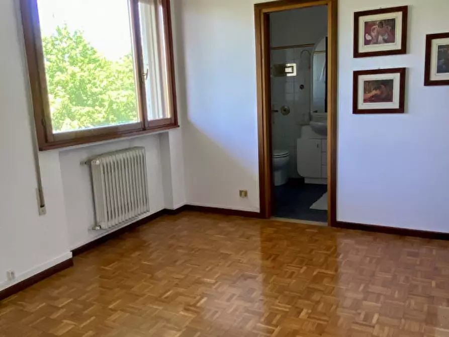 Immagine 14 di Casa bifamiliare in vendita  in viale Italia a Castelfranco Veneto