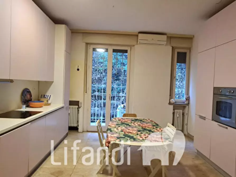 Immagine 3 di Appartamento in vendita  in via defregger a Bolzano