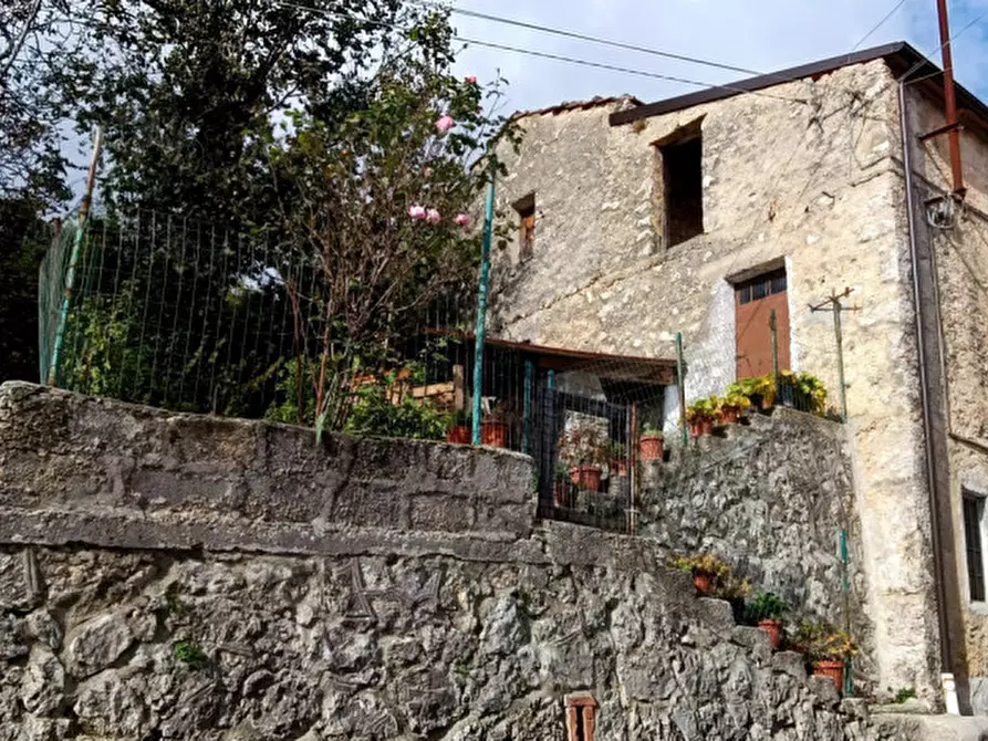Immagine 1 di Rustico / casale in vendita  in VIA SANT'ONOFRIO a Alvito