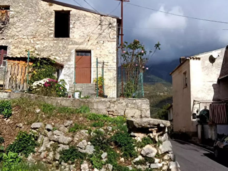 Immagine 3 di Rustico / casale in vendita  in VIA SANT'ONOFRIO a Alvito