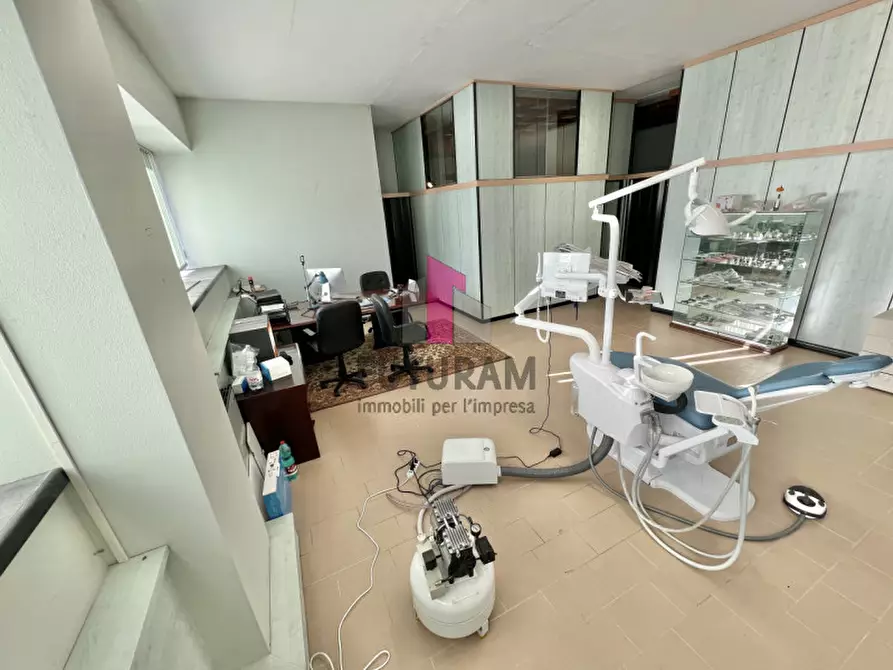 Immagine 3 di Ufficio in vendita  in VIA ROMA 40 a Bassano Del Grappa