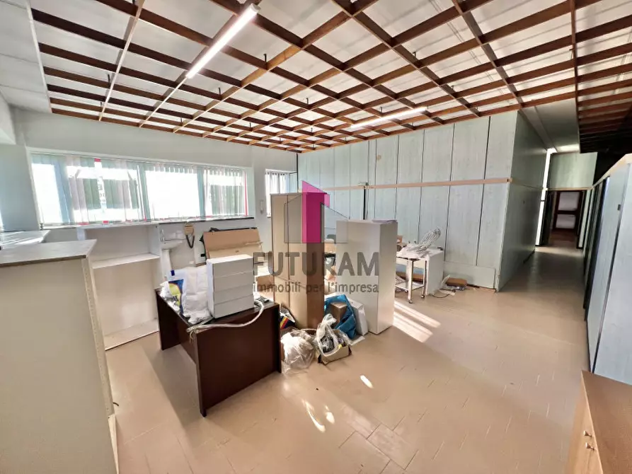 Immagine 9 di Ufficio in vendita  in VIA ROMA 40 a Bassano Del Grappa