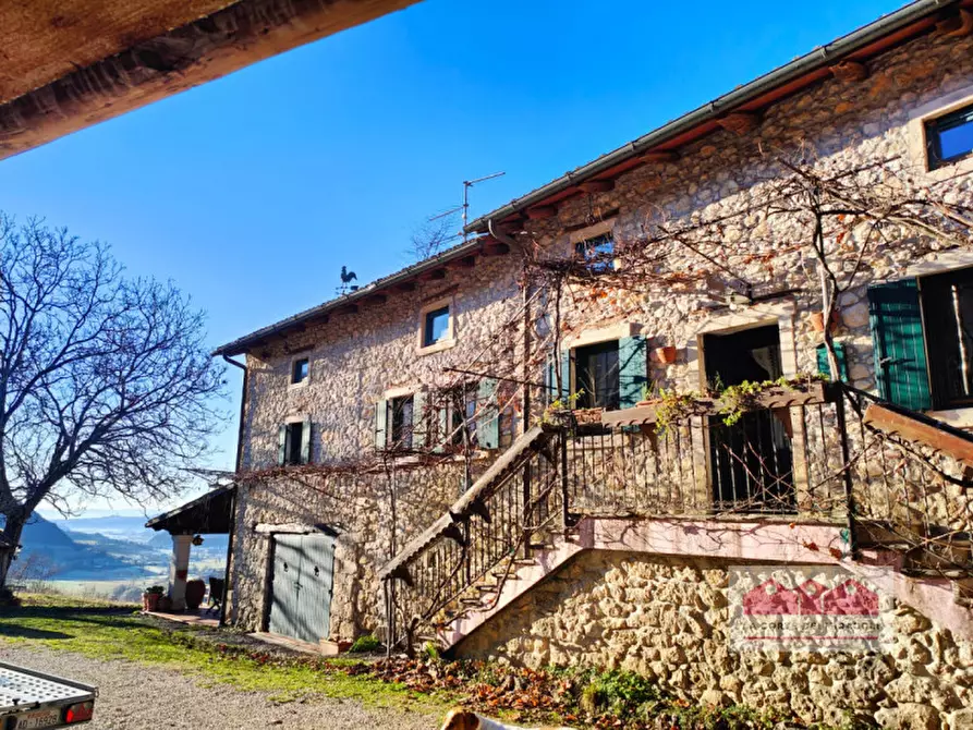 Immagine 2 di Casa bifamiliare in affitto  in Via Balzarin a Isola Vicentina