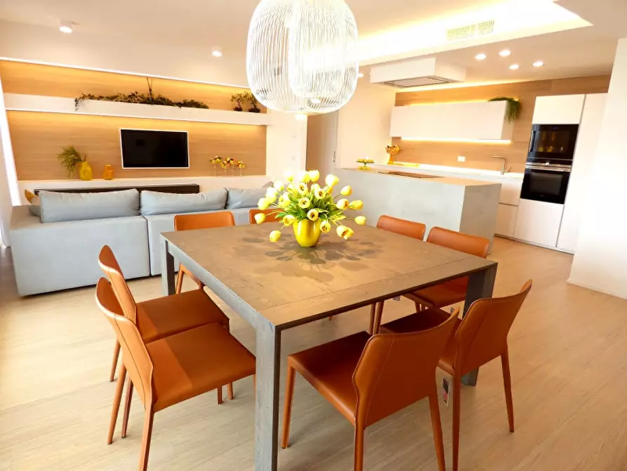 Immagine 11 di Appartamento in vendita  a Rubano