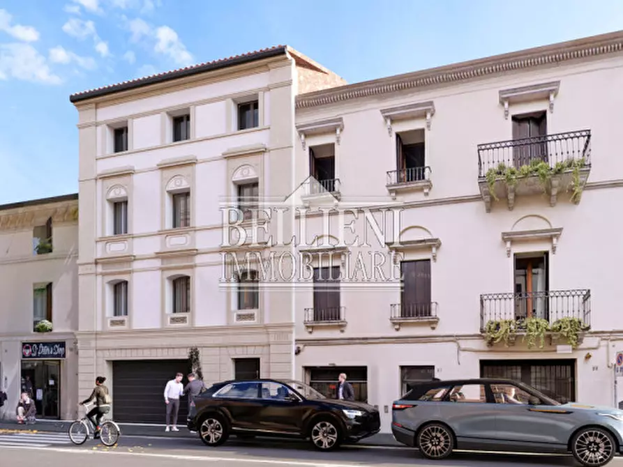Immagine 1 di Appartamento in vendita  in Contrà San pietro a Vicenza