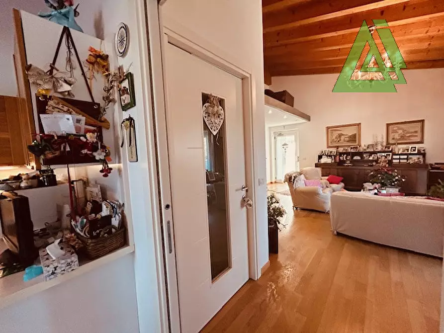 Immagine 5 di Attico in vendita  a Castelfranco Veneto