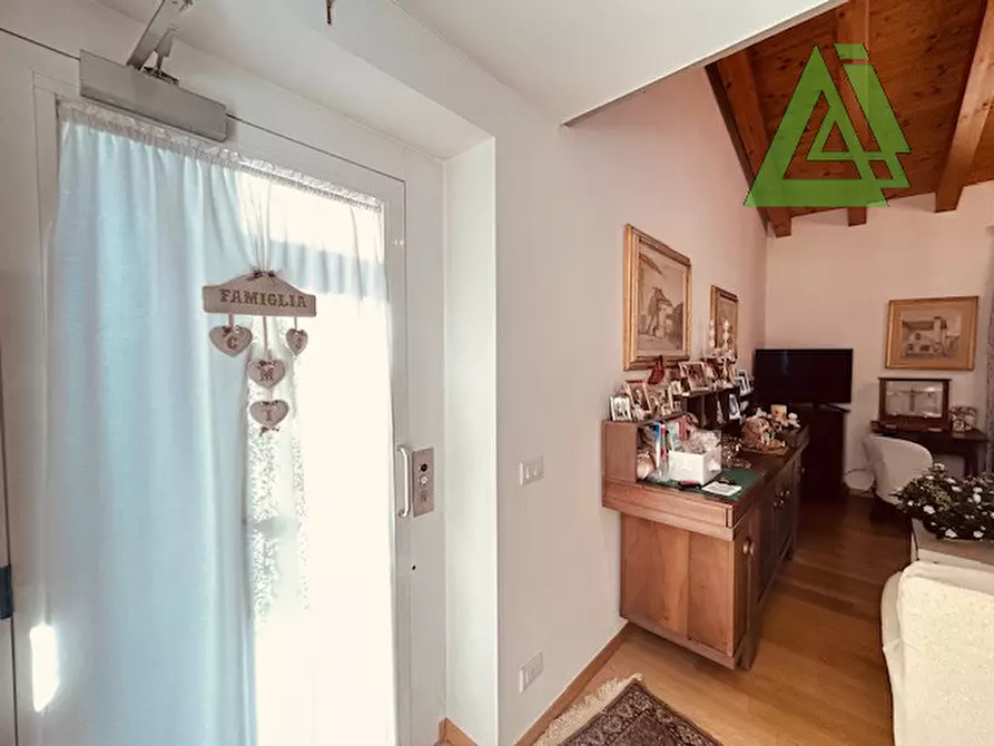 Immagine 11 di Attico in vendita  a Castelfranco Veneto