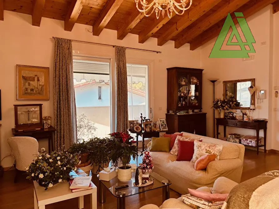 Immagine 28 di Attico in vendita  a Castelfranco Veneto