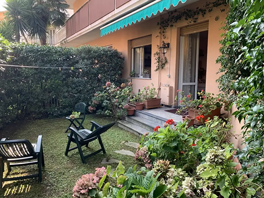 Immagine 1 di Appartamento in vendita  in Via San Siro a Santa Margherita Ligure