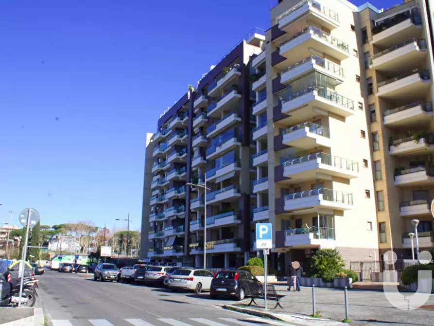 Immagine 8 di Posto auto in vendita  in Via Bartolomeo Diaz a Roma