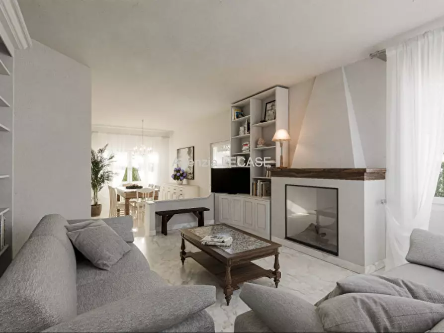 Immagine 3 di Villa in affitto  in Via Carrara 20 a Forte Dei Marmi