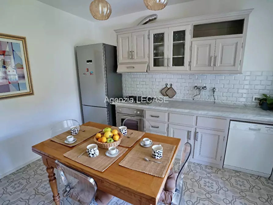 Immagine 5 di Villa in affitto  in Via Carrara 20 a Forte Dei Marmi